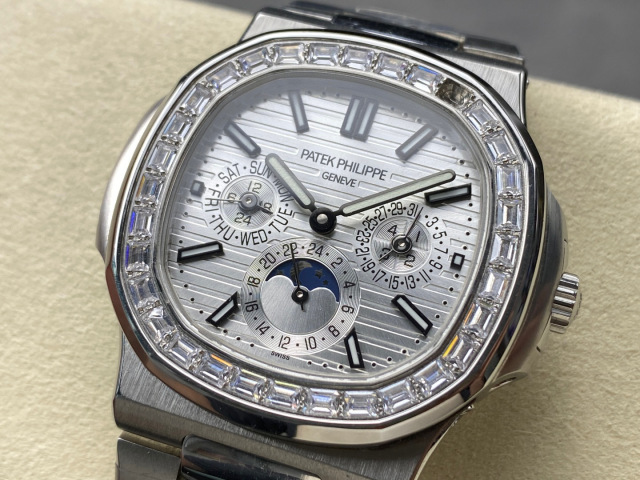 Patek Philippe  Focus on big factory goods