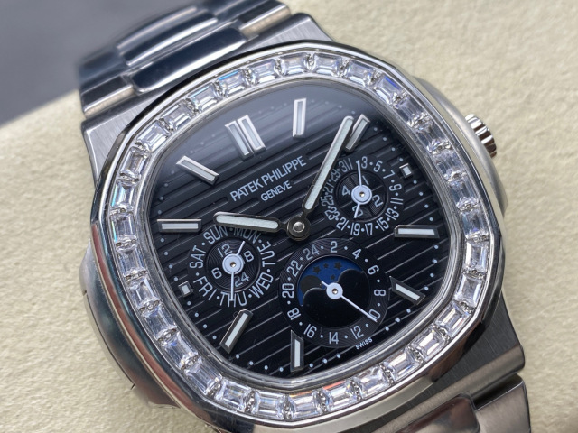 Patek Philippe  Focus on big factory goods
