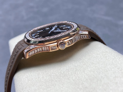 Patek Philippe si concentra sui beni di grandi fabbriche