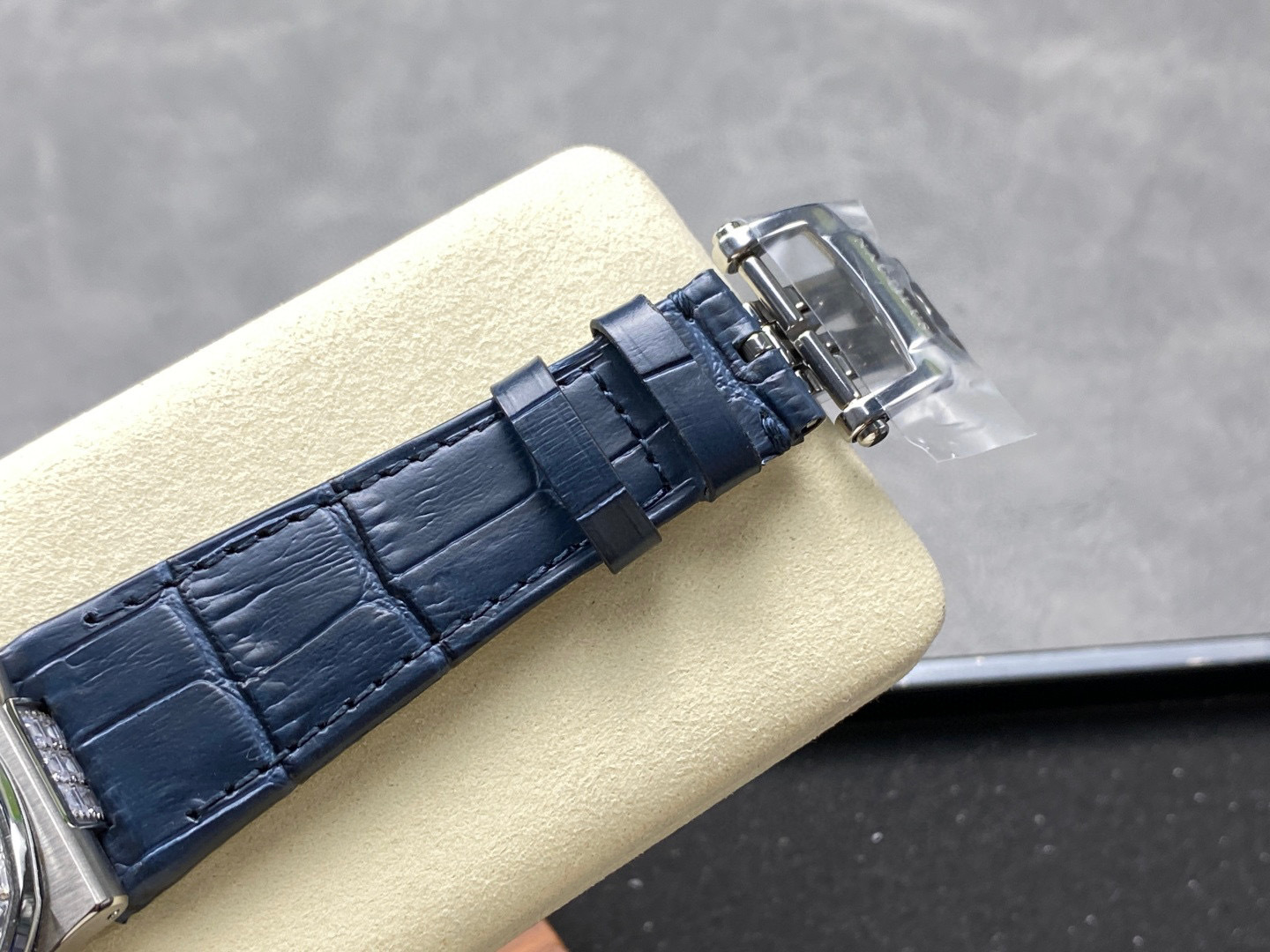 Patek Philippe  Focus on big factory goods