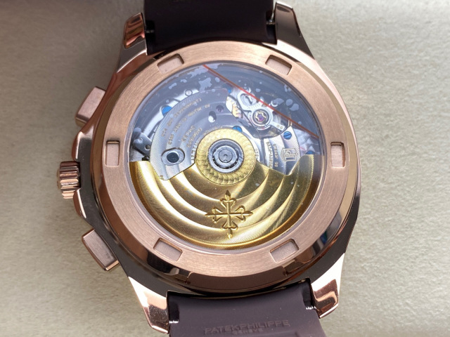 Patek Philippe si concentra sui beni di grandi fabbriche