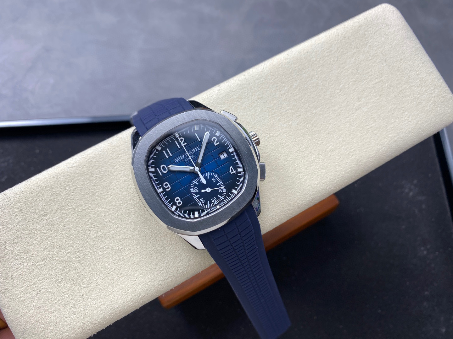 Patek Philippe Fokus auf große Fabrikware