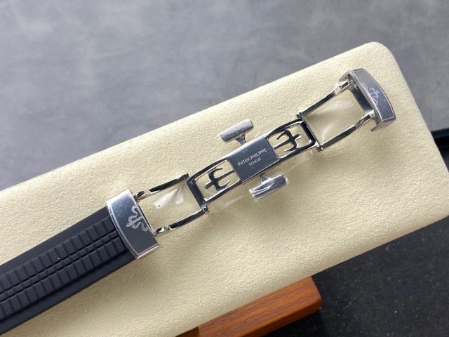 Patek Philippe Fokus pada barangan kilang besar