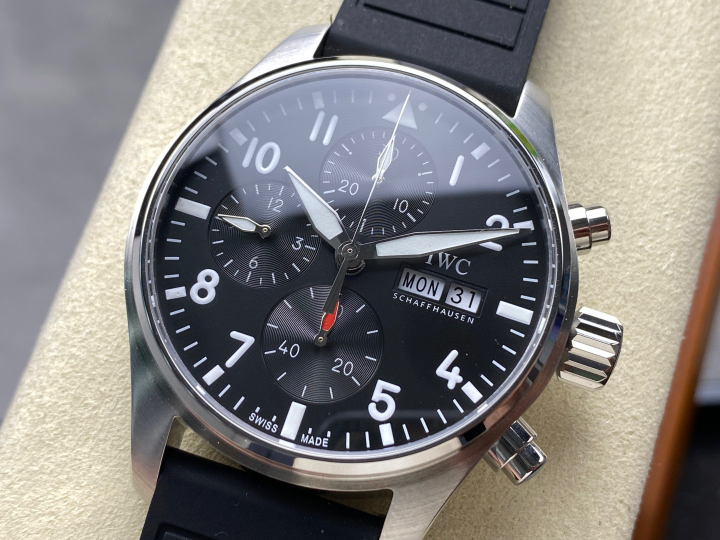 IWC Focus on big factory goods