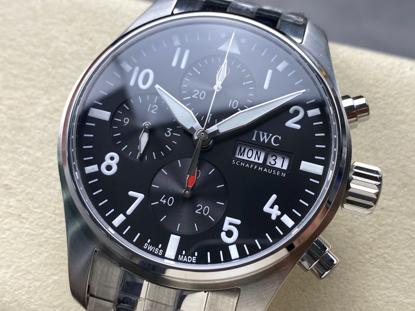 IWC Focus on big factory goods