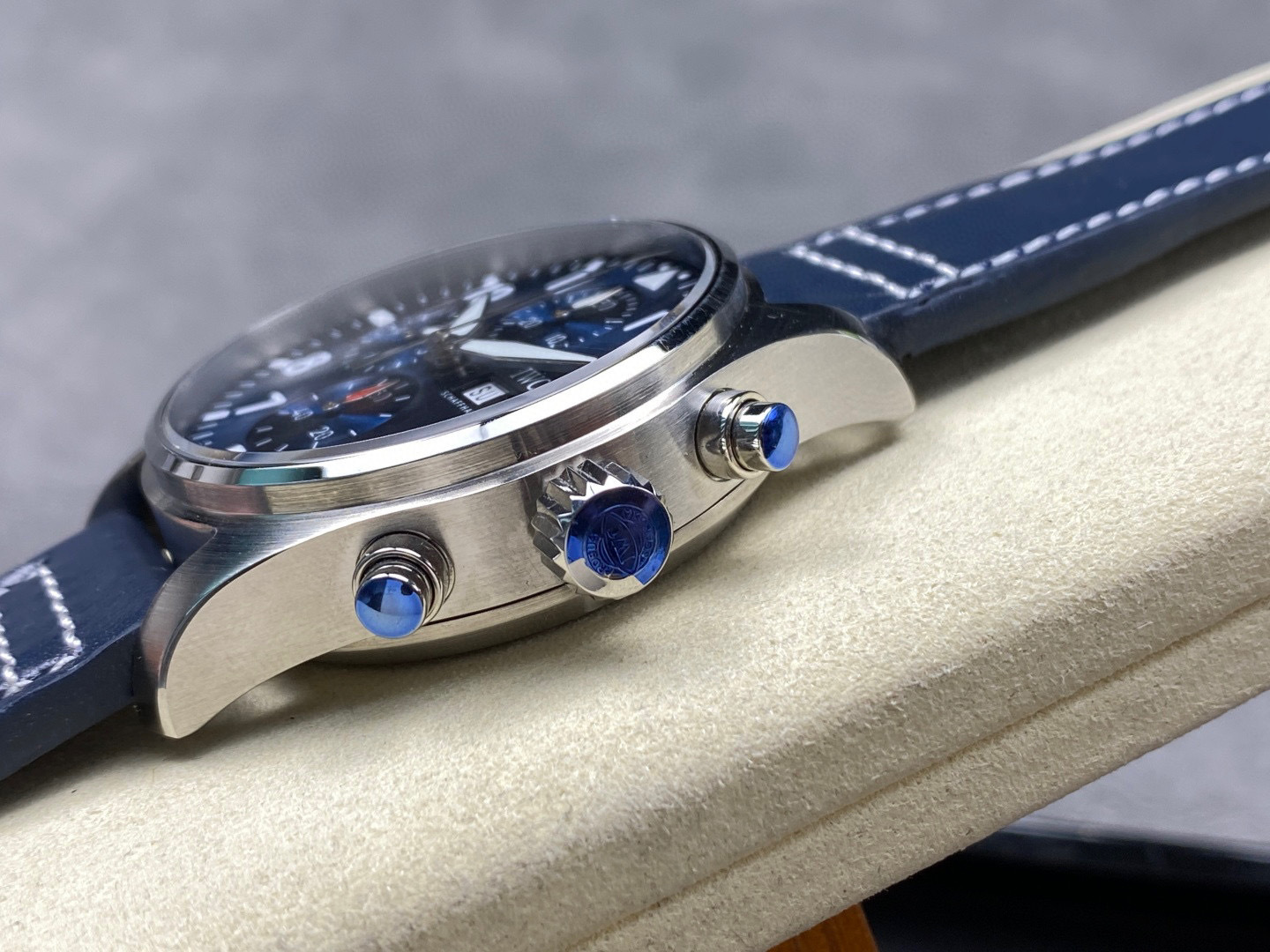 IWC Focus on big factory goods