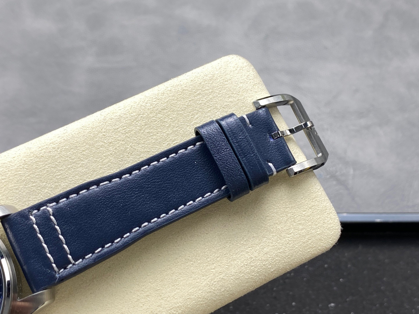 IWC Focus on big factory goods