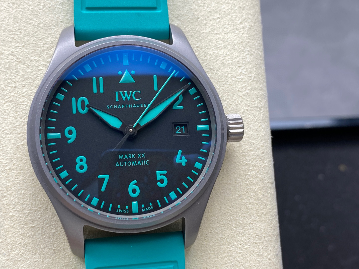 IWC Focus on big factory goods
