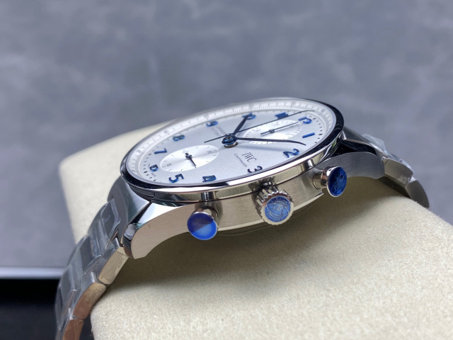 IWC Focus on big factory goods