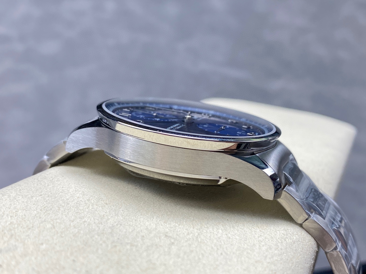 IWC Focus on big factory goods