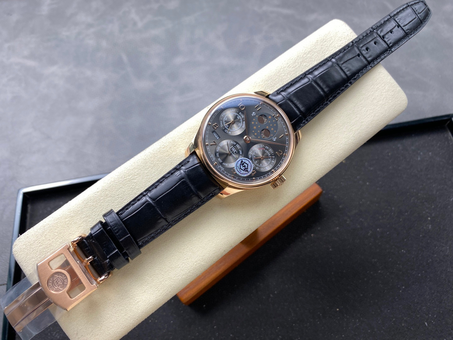 IWC Focus on big factory goods