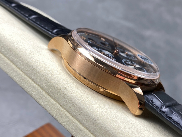 IWC Focus on big factory goods