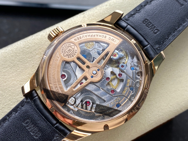 IWC Focus on big factory goods