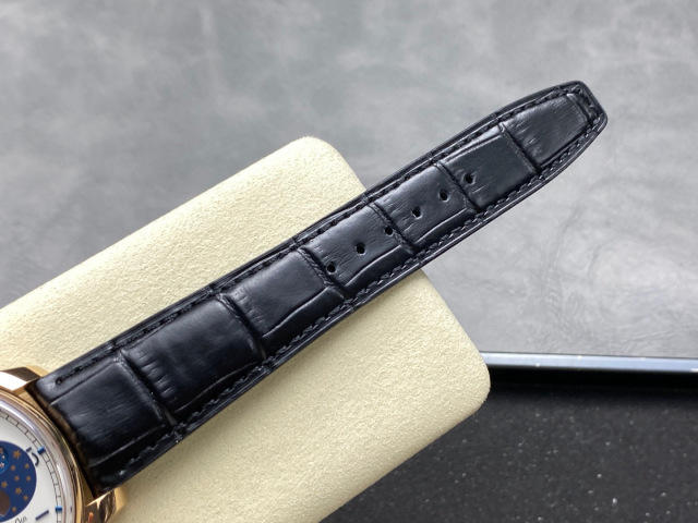 IWC Focus on big factory goods