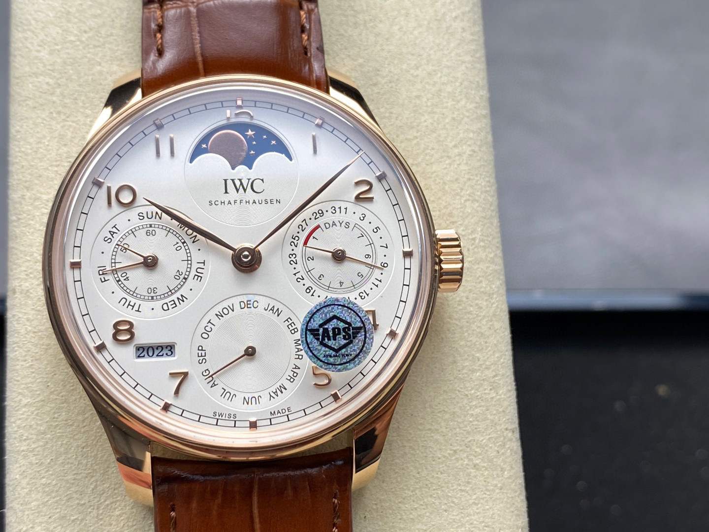 IWC Focus on big factory goods