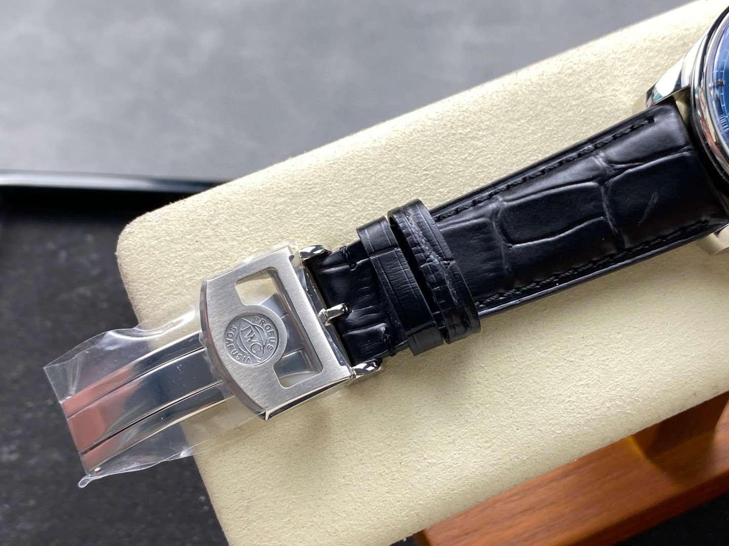 IWC Focus on big factory goods