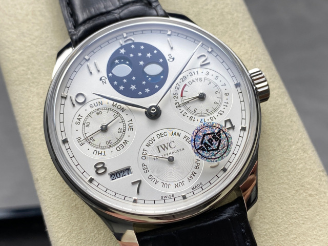 IWC Focus on big factory goods