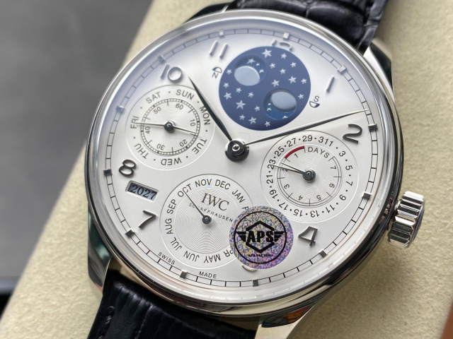 IWC Focus on big factory goods