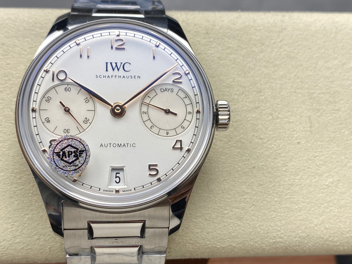 IWC Focus on big factory goods