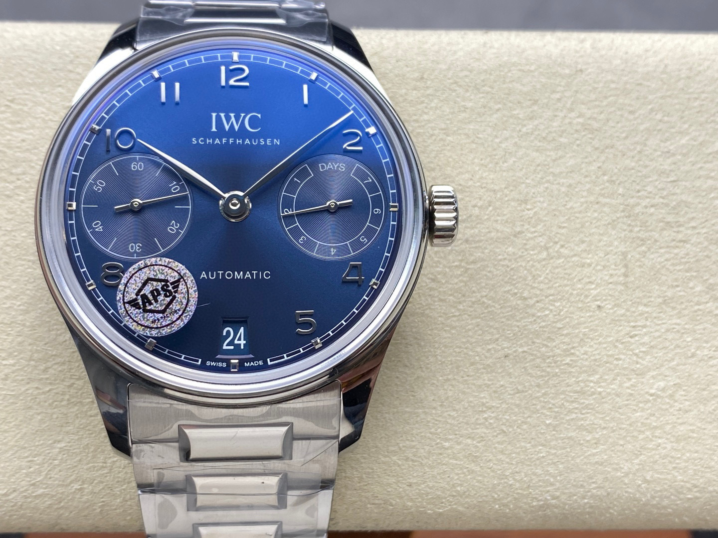 IWC Focus on big factory goods