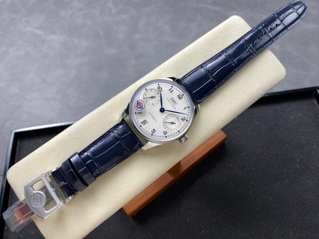 IWC Focus on big factory goods