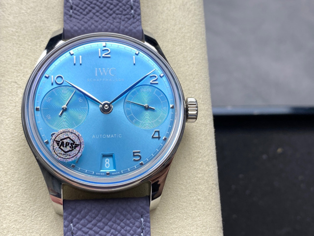 IWC Focus on big factory goods