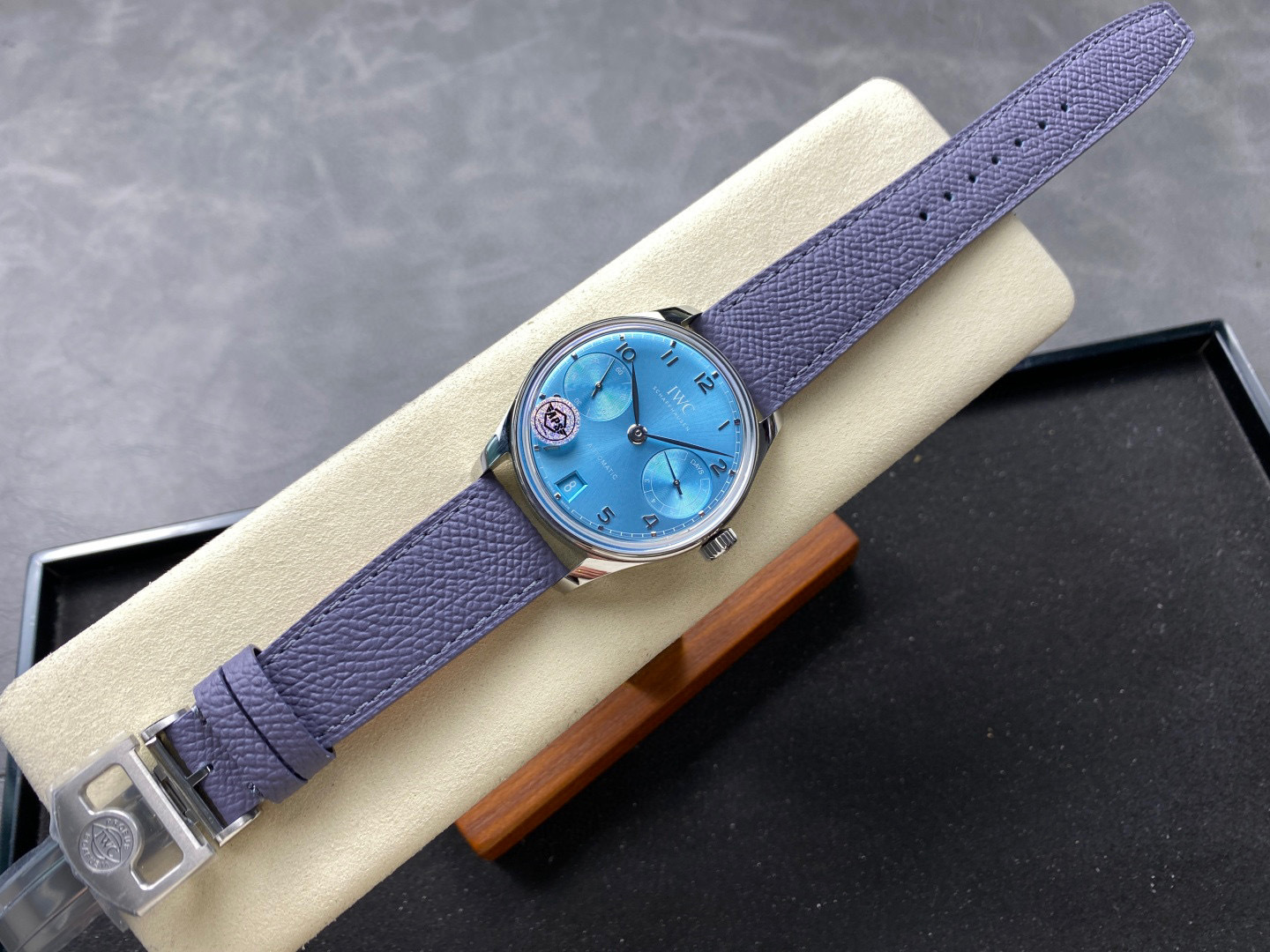 IWC Focus on big factory goods