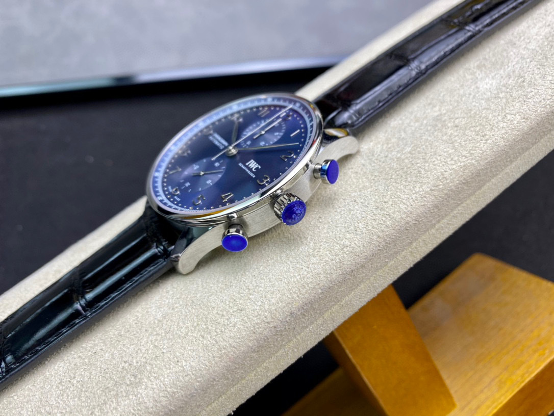 IWC Focus on big factory goods
