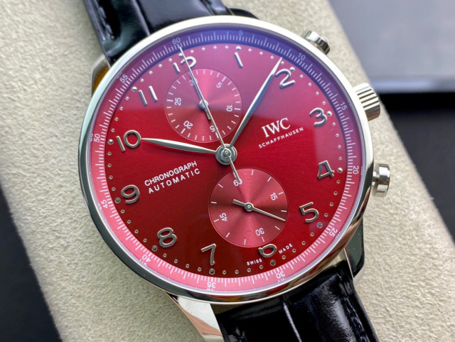 IWC Focus on big factory goods