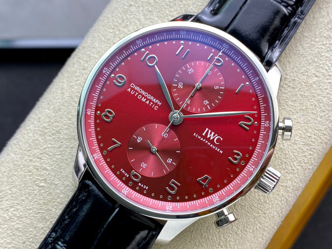 IWC Focus on big factory goods