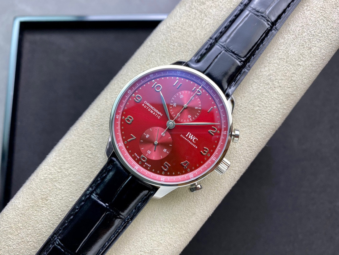 IWC Focus on big factory goods