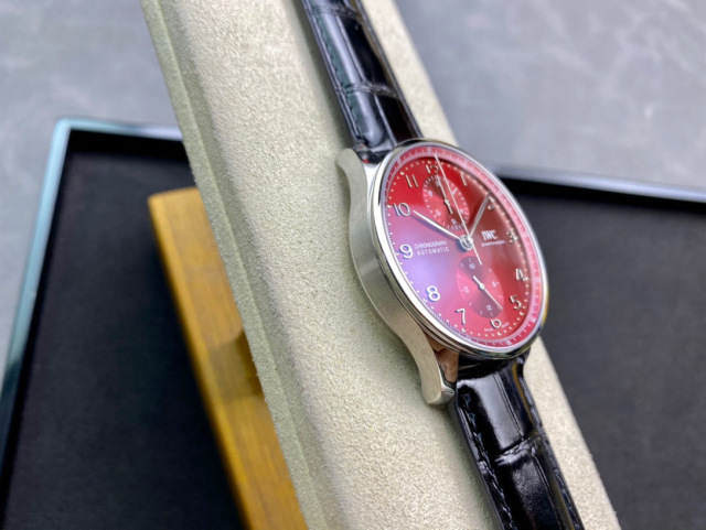 IWC Focus on big factory goods