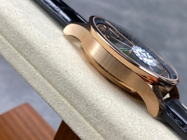 IWC Fokus auf große Fabrikgüter