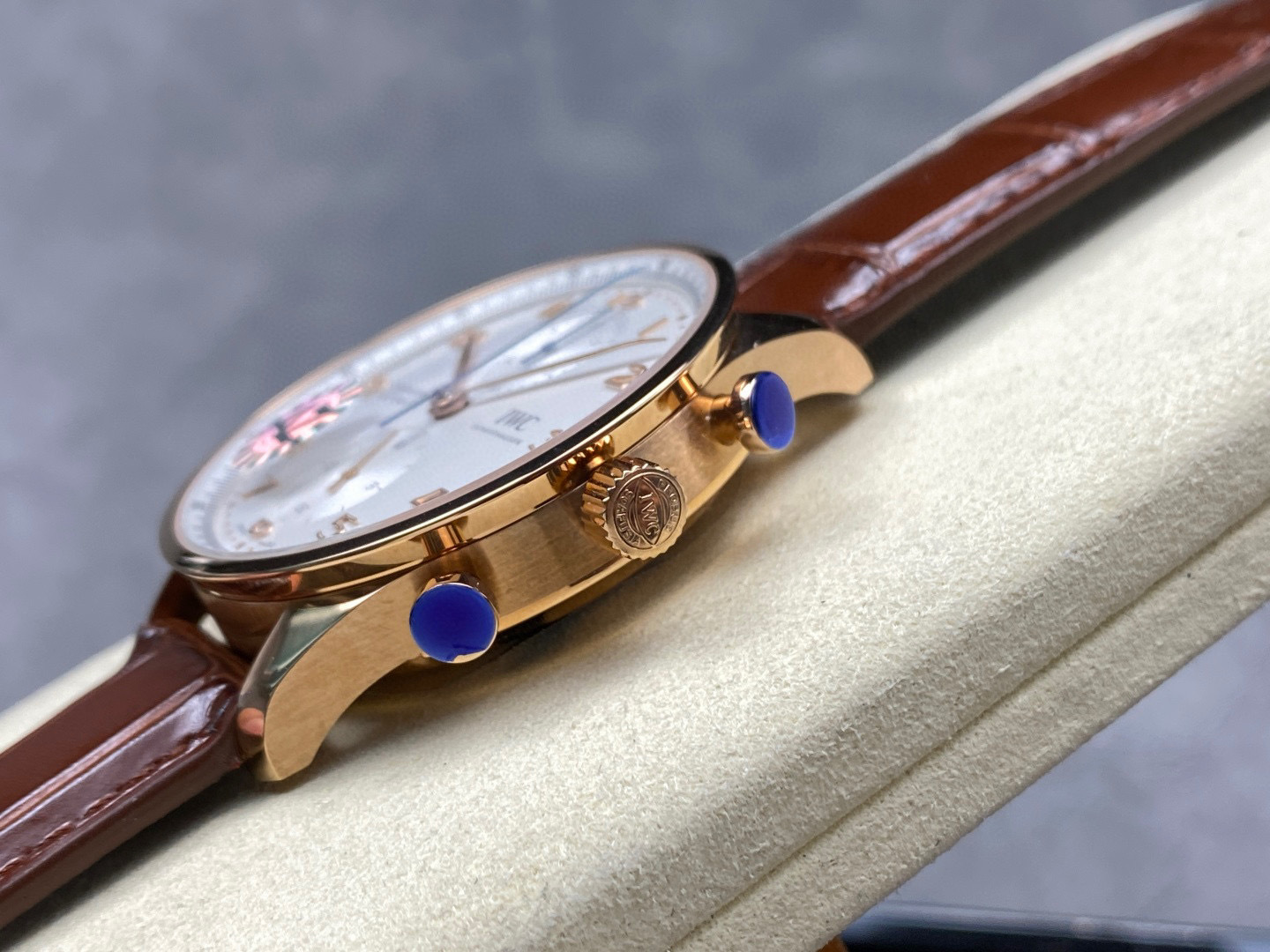 IWC Focus on big factory goods