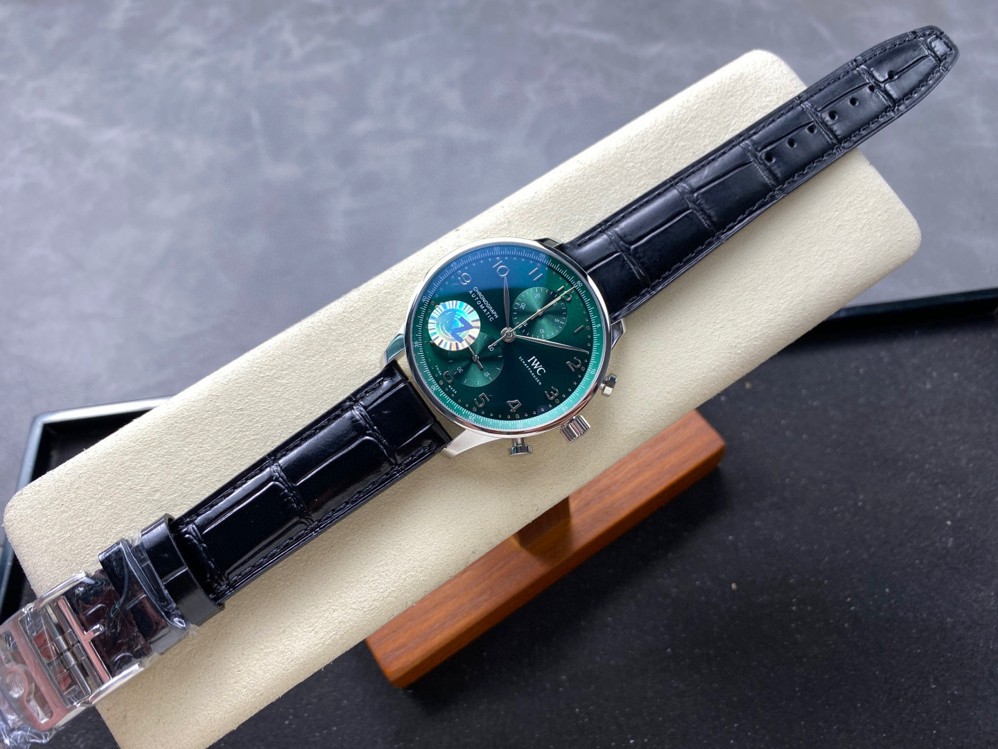 IWC Focus on big factory goods