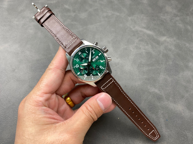 IWC Focus on big factory goods