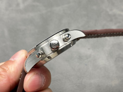 IWC Focus on big factory goods