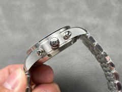 IWC Focus on big factory goods