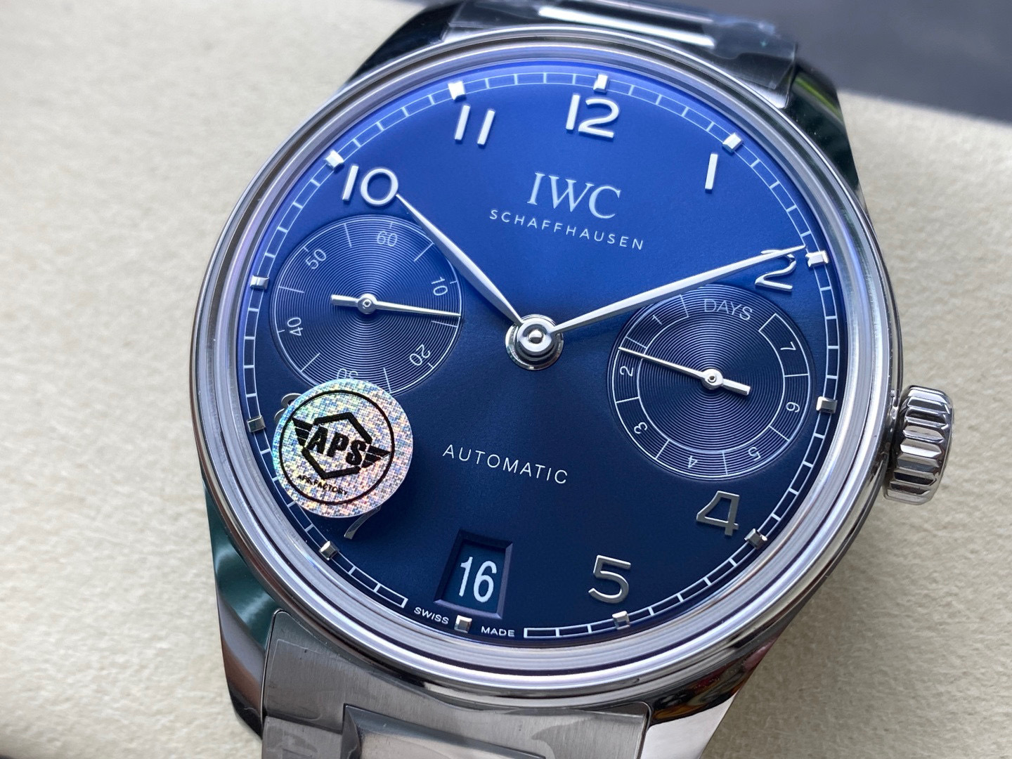 IWC Fokus auf große Fabrikgüter