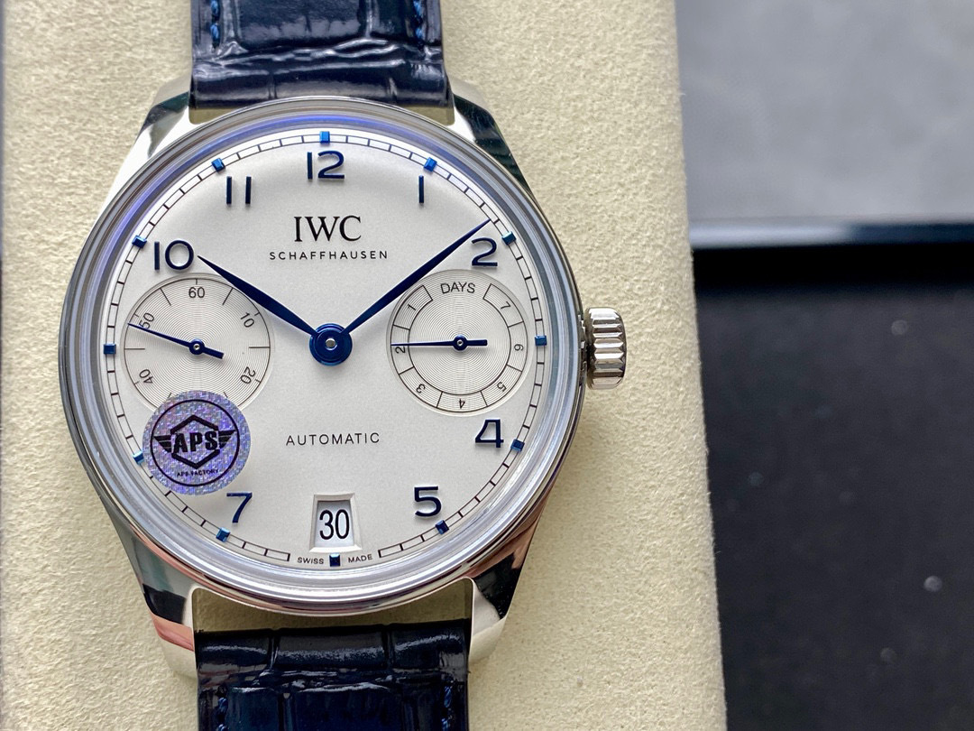 IWC Focus on big factory goods
