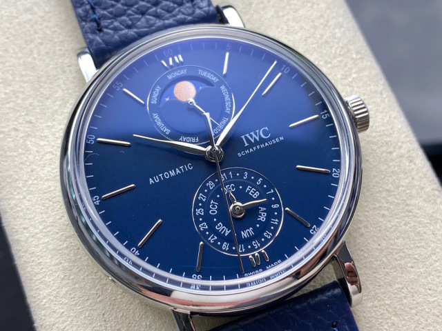 IWC Focus on big factory goods