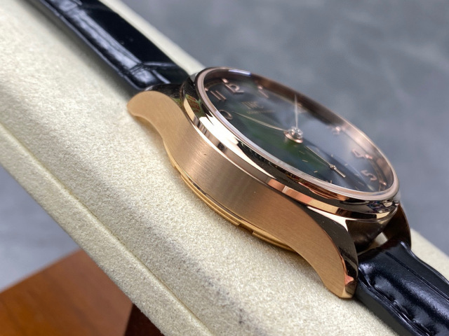 IWC Focus on big factory goods