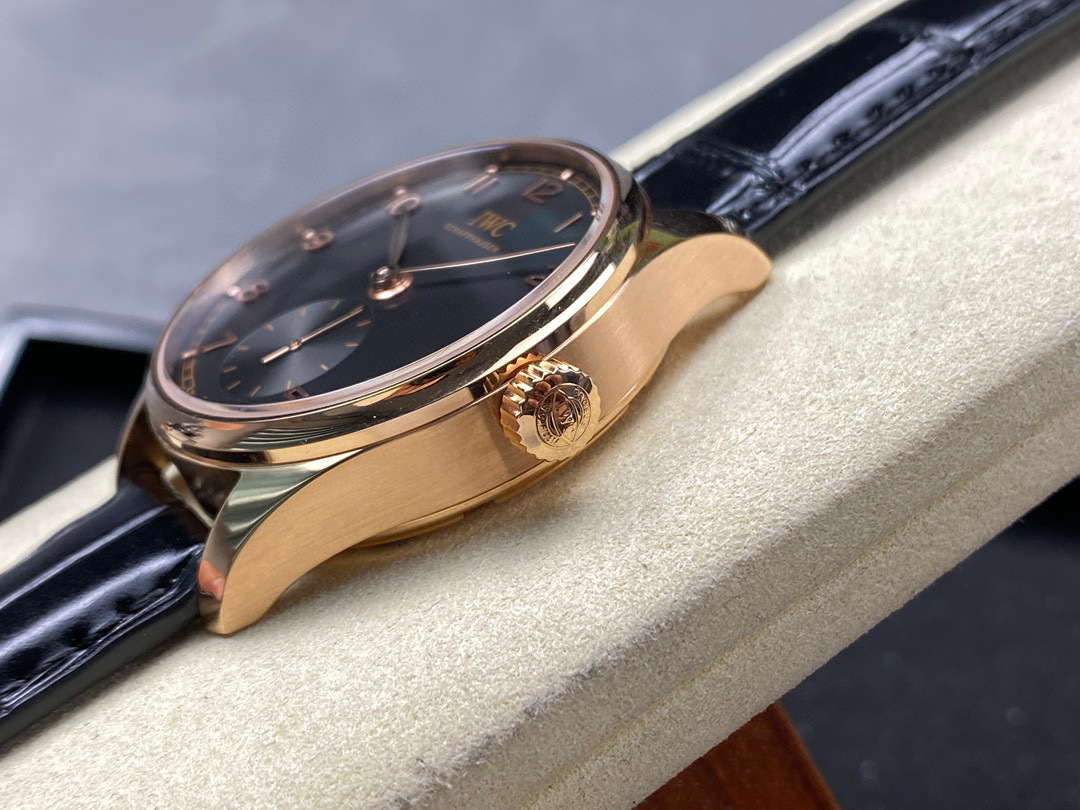 IWC Focus on big factory goods