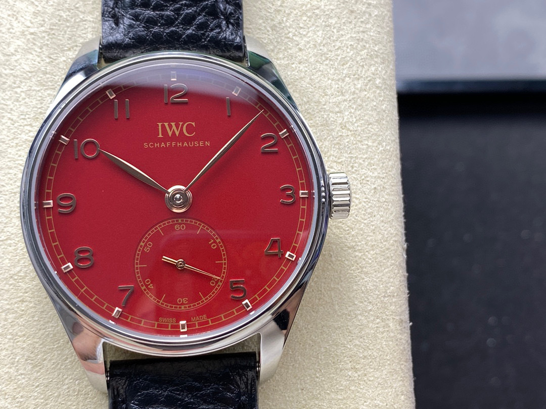 IWC Focus on big factory goods