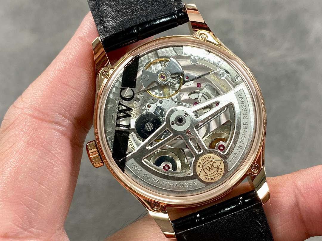 IWC Focus on big factory goods