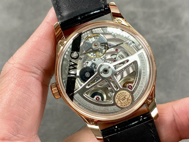 IWC Focus on big factory goods