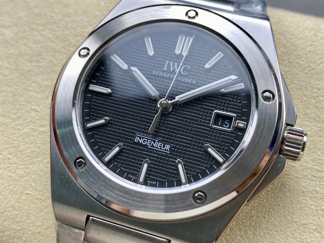 IWC Focus on big factory goods