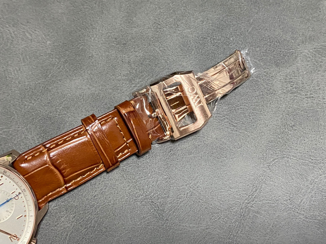 IWC Focus on big factory goods
