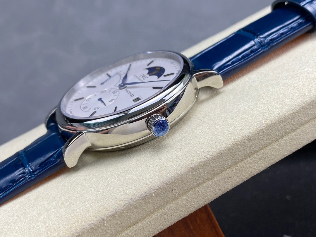IWC Focus on big factory goods