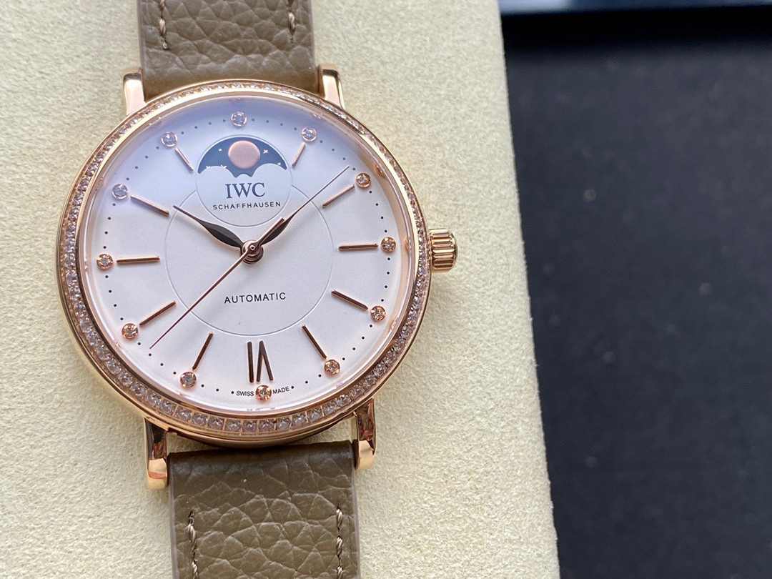 IWC Focus on big factory goods